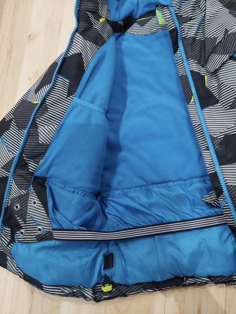 Zimna bunda 146/152, 152