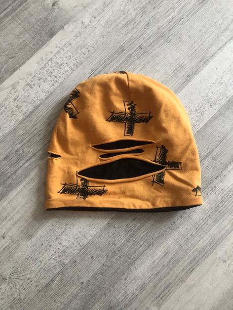 Obojstranná čiapka, 80