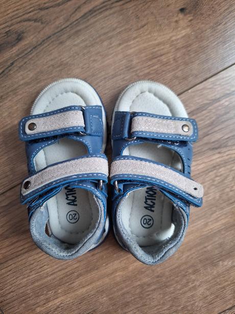 Sandálky action boy, 20