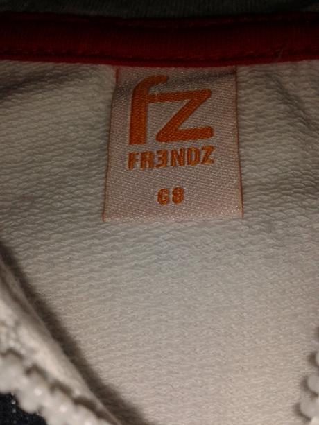 Biela mikina s modrou potlacou, 68