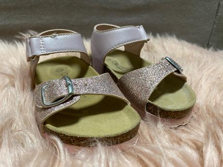 Sandálky s klenbou, cupcake,23