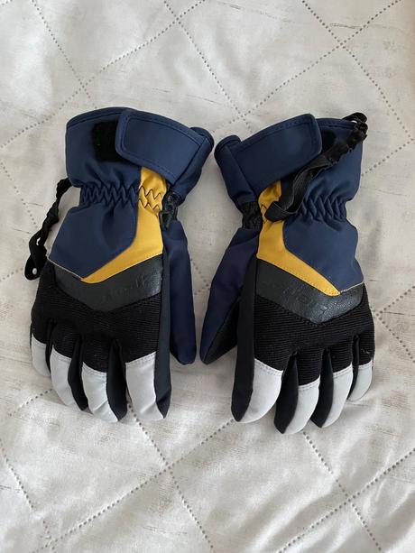 Zimná lyžiarska bunda, 152