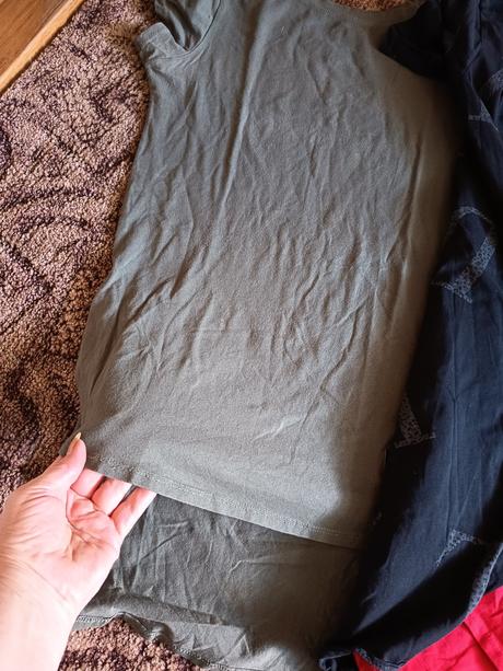 3x šaty alebo top, s