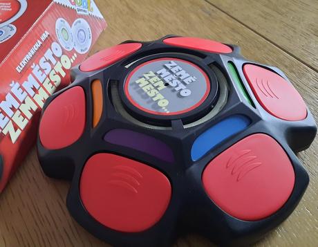 Spoločenská hra zem, mesto, 