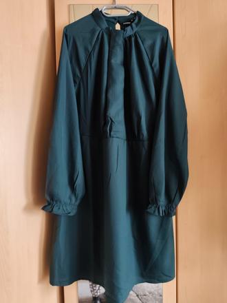 Zelené šaty 48, 48