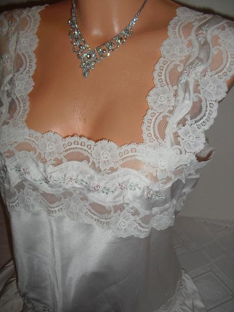 129 cm dlha svadobna satenova kosielka, l