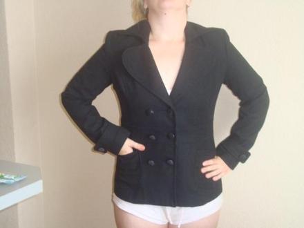 Cierny kabat - ajc, 42