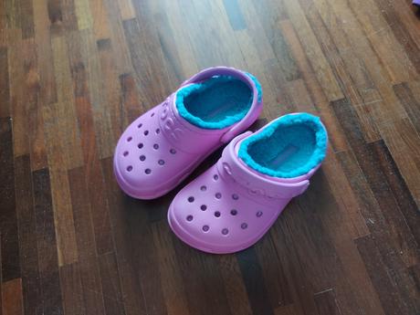 Crocs, crocs,27