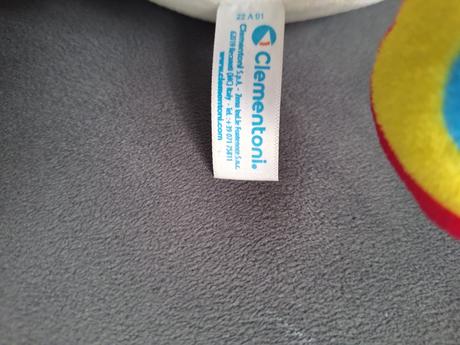 Interaktývny plyšový jednorožec, 