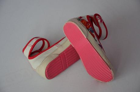 Nenosené luxusné plátenky zn.kenzo, 27