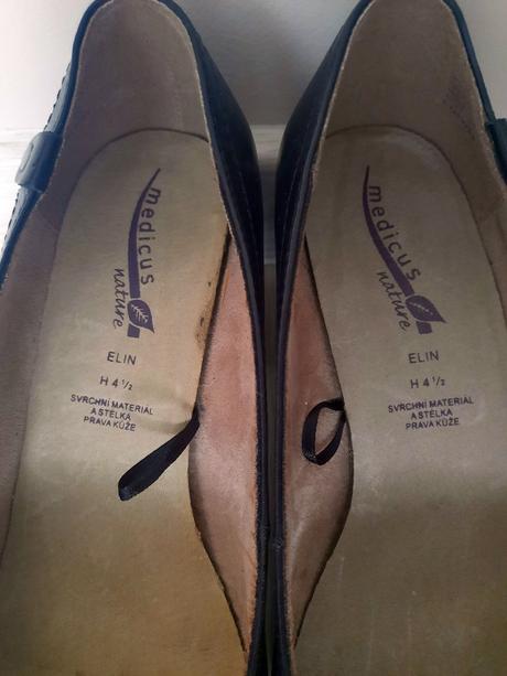 Kožené lodičky medicus (vd 24,5 cm), 37