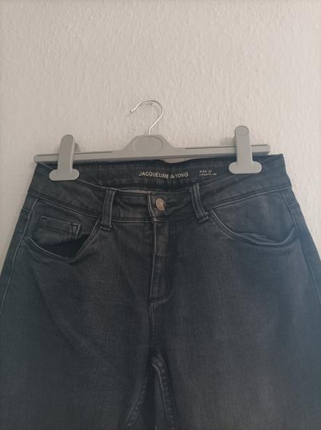 Tmavošedé rifle, s