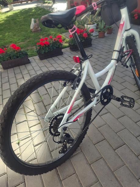 Krasny bicykel, 24