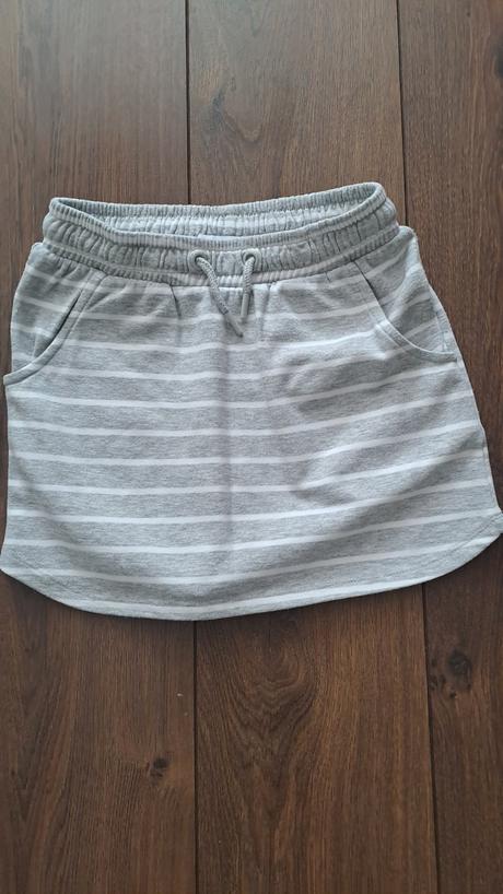 Sukňa, reserved,140