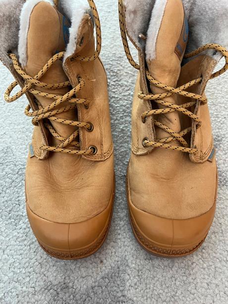 Palladium velk 37, 37