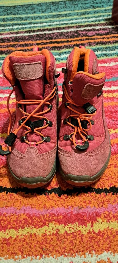 Turistické topánky, 34