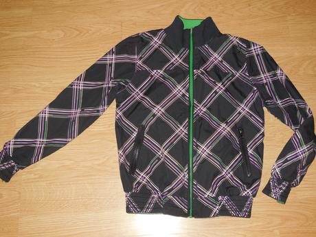 Obojstranná prechodná vetrovka, 122