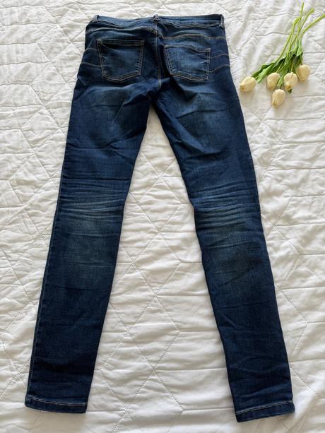 Tmavomodré elastické skinny rifle, new yorker,30
