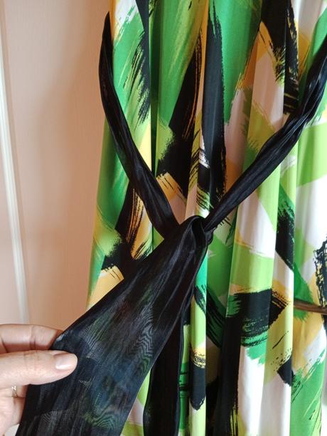 Spoločenské šaty cena s poštovným, l