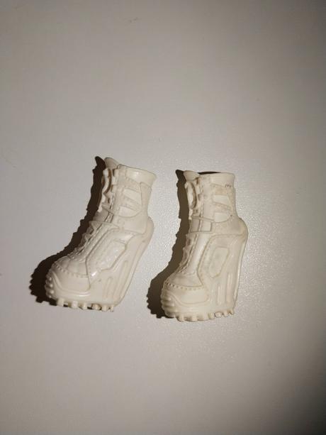 Abbey bominable doplnky, 