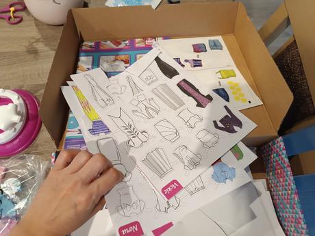 Crazy chic fashion návrhárka, 