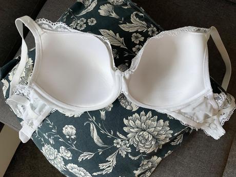 Čipkovaná podprsenka, lindex,80c