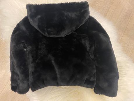 Obojstranná bundicka /kozusok, terranova,122