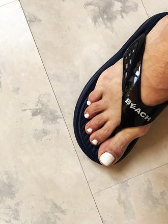 Lakové gumené plážové šlapky, 38
