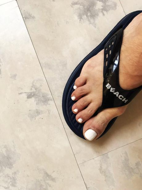 Lakové gumené plážové šlapky, 38