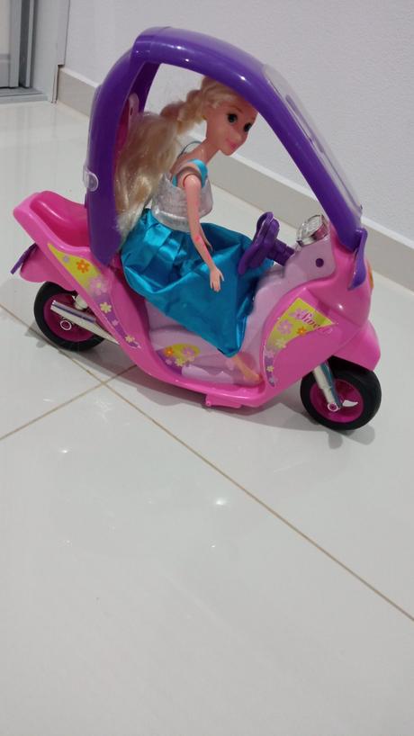 Barbie a jej skuter, 