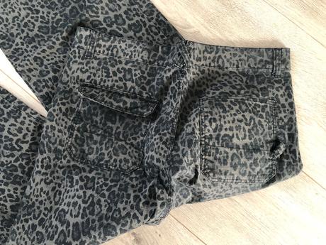 Nohavice, zara,42