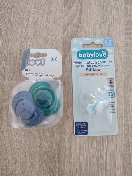 Ponožky, cumlíky, podbradníky, 50–62