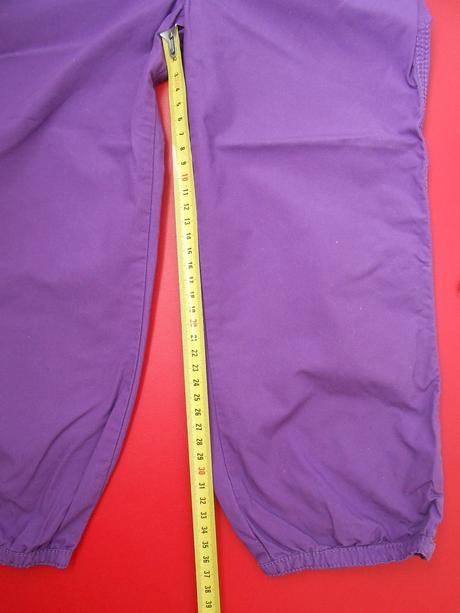 Tenké nohavice, tu,104