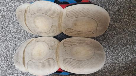 Sandálky superman, 28