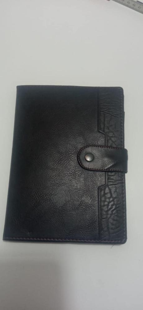 Hnedý kožený poznámkový blok,