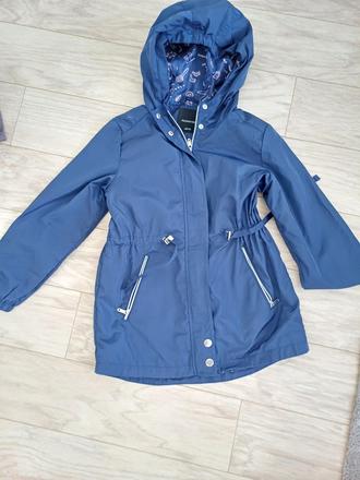 Sustiakova bunda, reserved,128