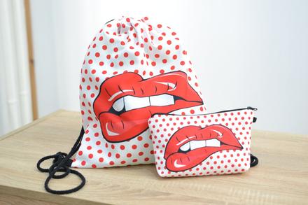 Batoh s kozmetickou taštičkou, 