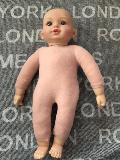 Realisticka babika, babatko 42cm,
