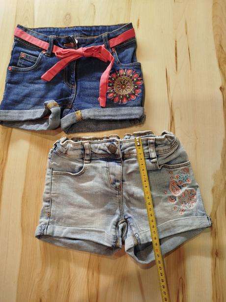 Riflové kraťasy s výšivkou a nastaviteľným pásom, pepperts,110