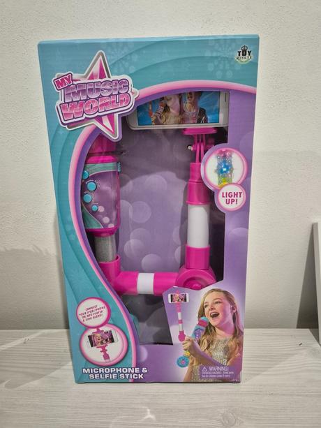 Made mikrofón na batérie so selfie tyčkou, 