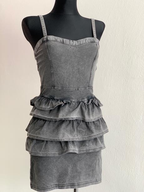 Volánikové šaty, h&m,s