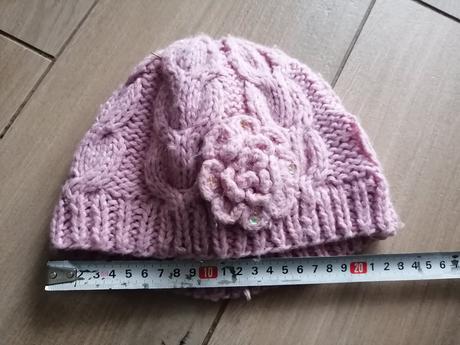 Teplá čiapočka s kvietkom, 50