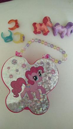 Krabička my little pony s koníkmi,