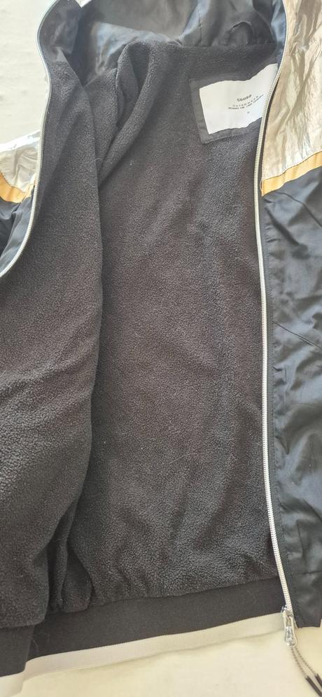 Zatepleena bunda cropp, s