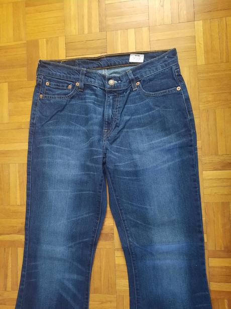 Dámske zvonové rifle, levis,40