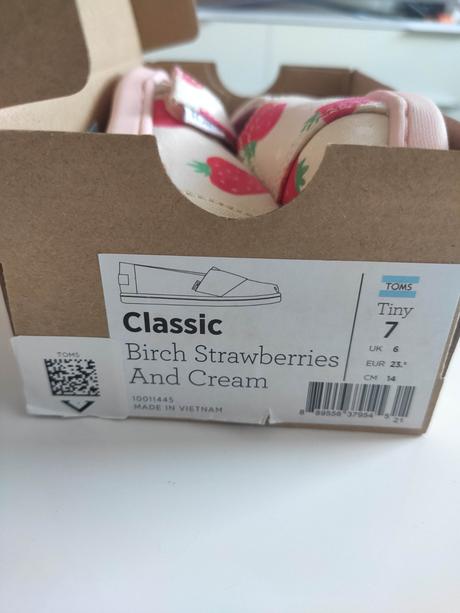 Tom's platenky, slip on jahôdkové, nové., tommy hilfiger,23