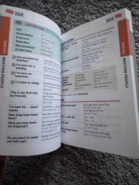 French phrasebook & dictionary,