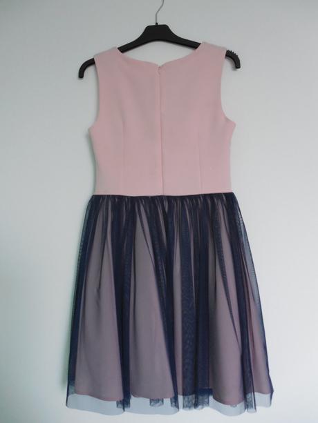 Modro ružové šaty, 38