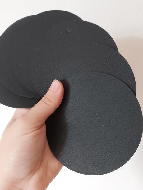 Podložky pod pohár., 