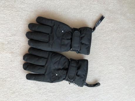 Lyžiarske rukavice, 122